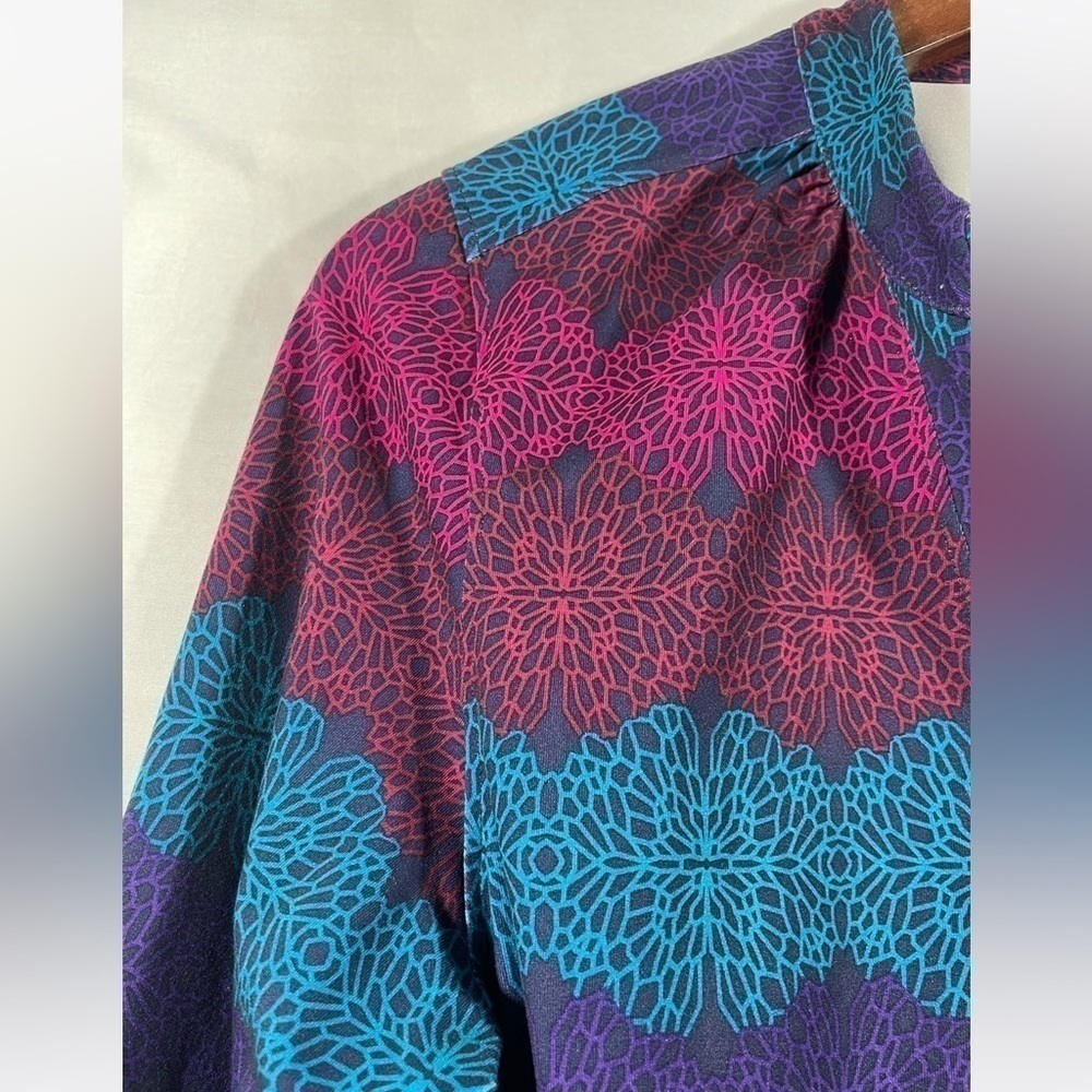Merrell Tunic Womens Tie Waist Long Sleeve Top Floral Soft Opti Wick Shirt Small - Picture 5 of 7